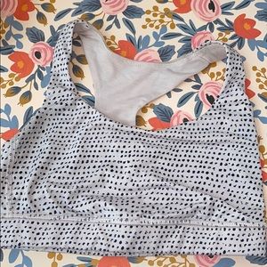 Lululemon size 2 sports bra